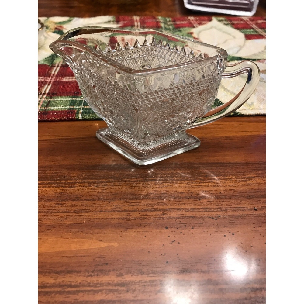 Indiana glass factory diamond‎ shape creamer clear sandwich